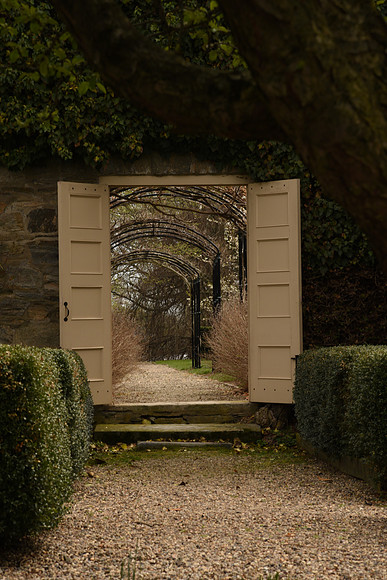 AndalusiaGardens.DoorinGardenWall.Arch_5215